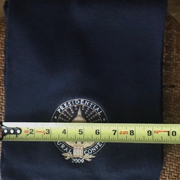 INAUGURAL CONFERENCE 2009 EMBROIDERED PRESIDENTIAL SEAL NAVY BLUE ACRYLIC SCARF - Picture 7 of 8